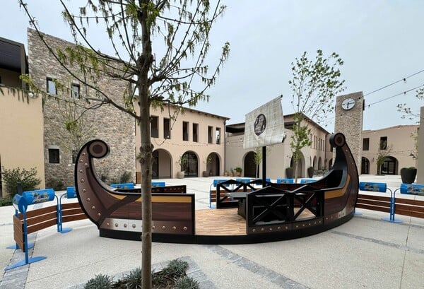 Η Οδύσσεια ζωντανεύει στη Navarino Agora της Costa Navarino