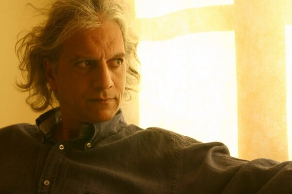 Τρεις νέοι ελληνικοί δίσκοι με αληθινά τραγούδια