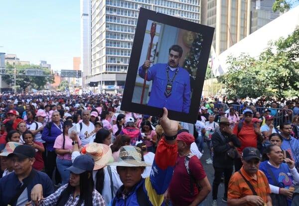 ΜΑΔΟΥΡΟ ΣΤΟΙΧΗΜΑ ΠΤΩΣΗ ΑΜΕΡΙΚΑΝΟΣ ΣΤΡΑΤΙΩΤΗΣ