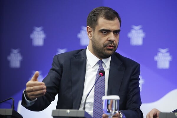 ΠΑΥΛΟΣ ΜΑΡΙΝΑΚΗΣ ΟΙΚΟΝΟΜΙΚΟ ΦΟΡΟΥΜ ΔΕΛΦΩΝ 