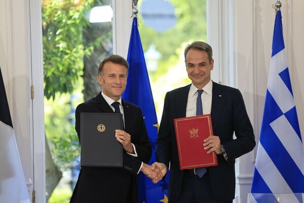 Υπογράφηκε η στρατηγική συμφωνία Ελλάδας-Γαλλίας