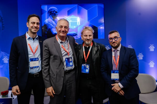 Μιχάλης Μαρμαρινός από Δελφούς: «Δεν υπάρχει το "εγώ" χωρίς τον συνάνθρωπο»