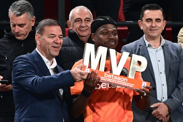 ΚΥΠΕΛΛΟ ΕΛΛΑΔΟΣ ΟΦΗ ΝΙΚΗ ΠΑΟΚ