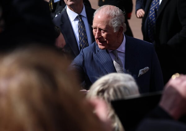 ΒΑΣΙΛΙΑΣ ΚΑΡΟΛΟΣ ΕΠΙΣΚΕΨΗ ΗΠΑ ΝΤΟΝΑΛΝΤ ΤΡΑΜΠ ΠΥΡΟΒΟΛΙΣΜΟΙ