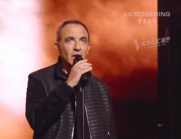 ΝΙΚΟΣ ΑΛΙΑΓΑΣ ΤΡΑΓΟΥΔΙ THE VOICE ΓΑΛΛΙΑ