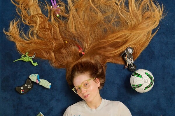 Από το Harry Potter στο OnlyFans: η Jessie Cave μιλά για την επιβίωση των καλλιτεχνών το 2026