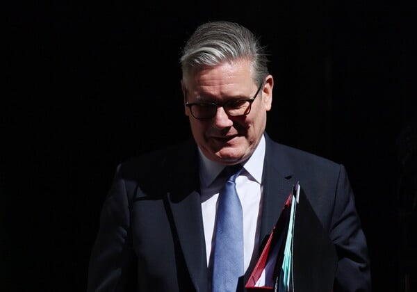 ΚΙΡ ΣΤΑΡΜΕΡ ΕΡΕΥΝΑ ΒΡΕΤΑΝΙΑ ΗΝΩΜΕΝΟ ΒΑΣΙΛΕΙΟ ΠΙΤΕΡ ΜΑΝΤΕΛΣΟΝ ΤΖΕΦΡΙ ΕΠΣΤΑΪΝ