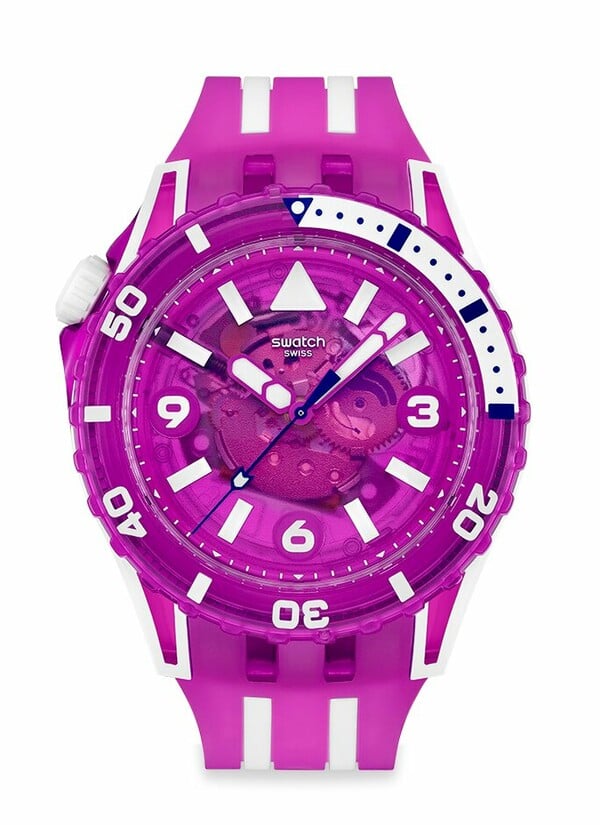 Η συλλογή Swatch SCUBAQUA υποδέχεται τέσσερα σχέδια που ταράζουν τα νερά