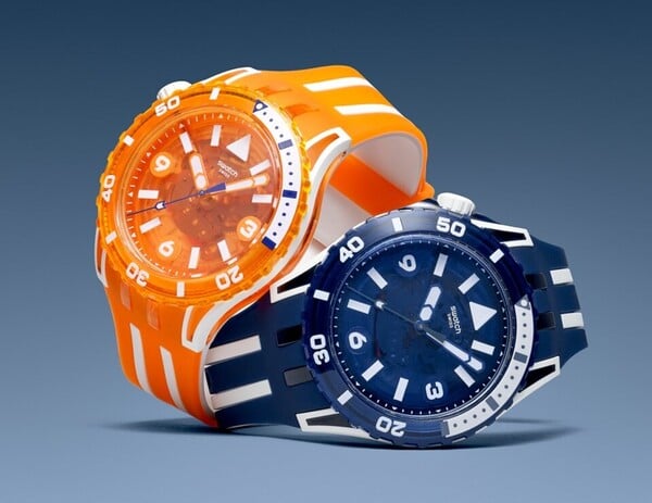 Η συλλογή Swatch SCUBAQUA υποδέχεται τέσσερα σχέδια που ταράζουν τα νερά