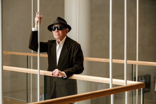 Αλφρέδο Άριας: «Οι καλλιτέχνες είναι οι πρώτοι που εξαφανίζουν οι δικτατορίες»