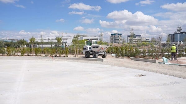 Προχωρούν οι εργασίες για το νέο πάρκο 25 στρεμμάτων στον Ελαιώνα