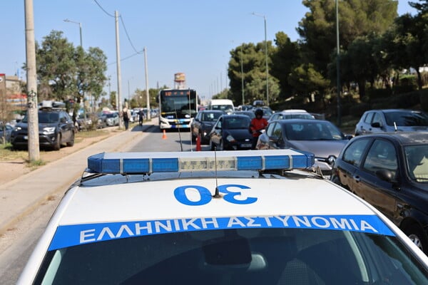 ΓΑΛΑΤΣΙ ΟΔΗΓΟΙ ΠΑΡΚΙΝΓΚ 