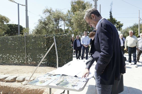 ΚΥΡΙΑΚΟΣ ΜΗΤΣΟΤΑΚΗΣ ΛΙΝΑ ΜΕΝΔΩΝΗ ΕΡΓΑ ΑΝΑΠΛΑΣΗΣ ΒΑΣΙΛΙΣΣΗΣ ΟΛΓΑΣ