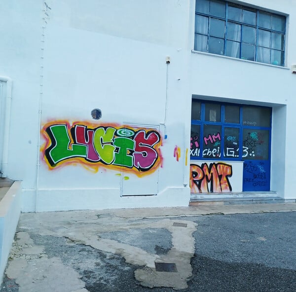 Λυκαβηττός: το σχολείο-μνημείο του Δημήτρη Πικιώνη που καταρρέει