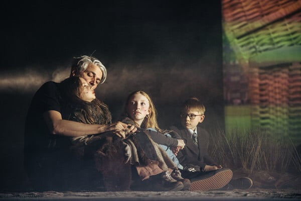 Η Πειραιώς 260 γιορτάζει 20 χρόνια και κλείνει το μάτι στον 21ο αιώνα