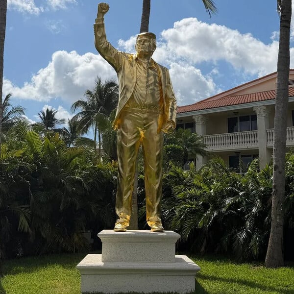 DON COLOSSUS ΝΤΟΝΑΛΝΤ ΤΡΑΜΠ ΑΓΑΛΜΑ ΜΑΙΑΜΙ