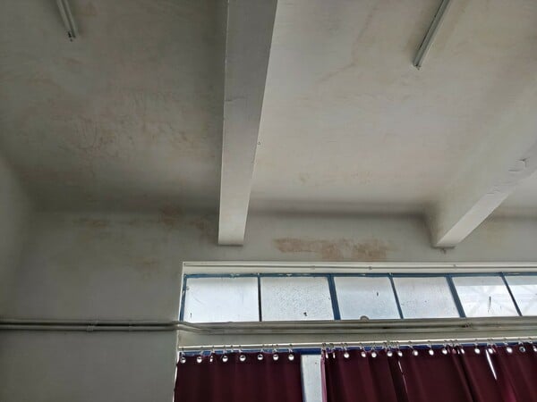 Λυκαβηττός: το σχολείο-μνημείο του Δημήτρη Πικιώνη που καταρρέει