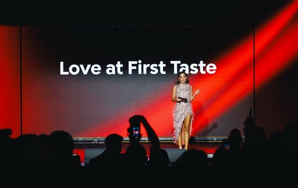 The Circle by glo™ HILO: Ένα premium ταξίδι εμπειριών στο νέο κόσμο του glo™ HILO στην Ελλάδα