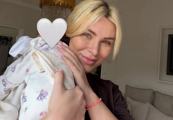 ΚΑΤΕΡΙΝΑ ΚΑΙΝΟΥΡΓΙΟΥ ΠΑΙΔΙ ΦΩΤΟΓΡΑΦΙΑ