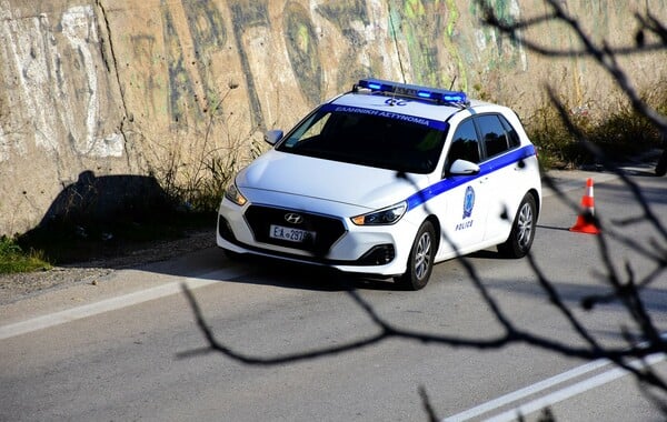 ΝΕΑ ΜΑΚΡΗ ΔΟΛΟΦΟΝΙΑ ΕΞΙΧΝΙΑΣΗ ΕΝ ΔΙΑΣΤΑΣΕΙ ΣΥΖΥΓΟΣ