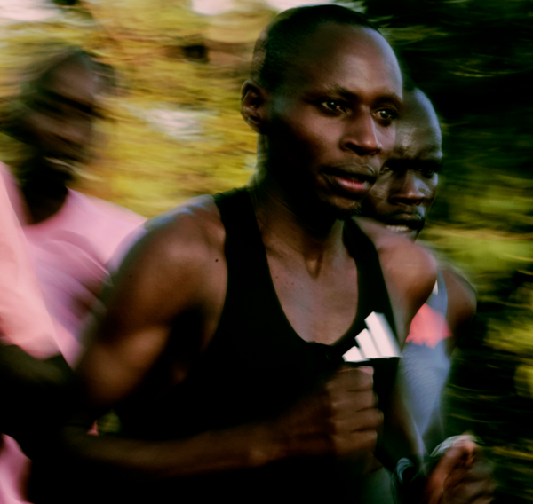 Η adidas παρουσιάζει το mini documentary "Chasing Sub2: The Journey of Sabastan Sawe’s Historic 1:59:30 Marathon"