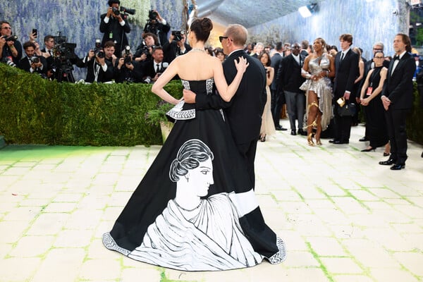 Met Gala: Όλα για την τέχνη (ή μήπως το χρήμα;)