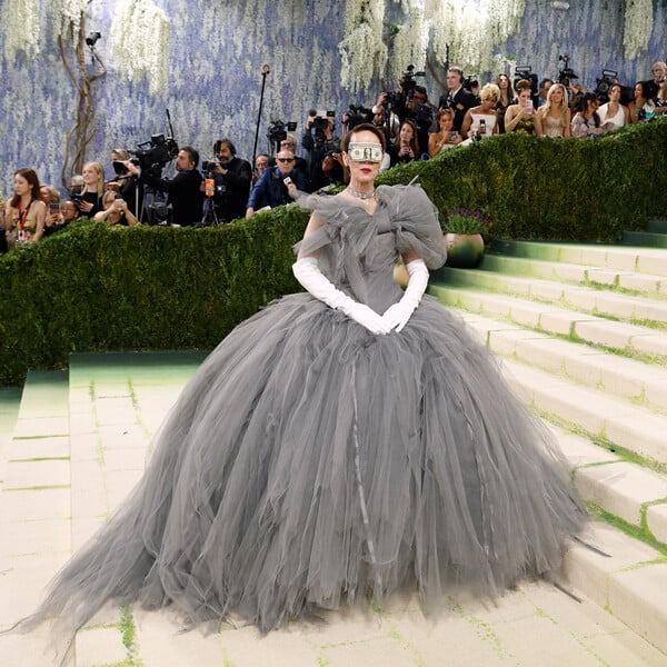 Met Gala: Όλα για την τέχνη (ή μήπως το χρήμα;)