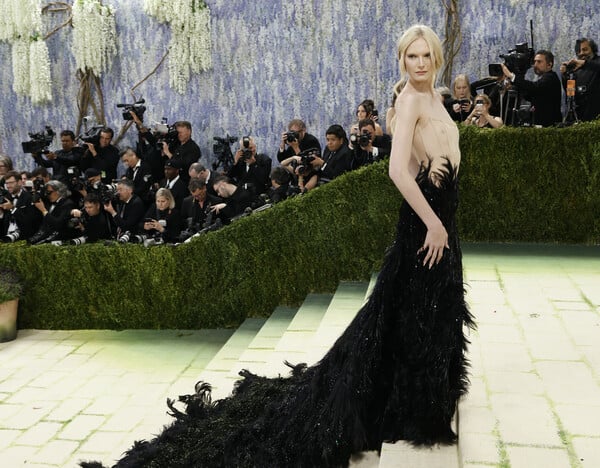 Met Gala 2026: Όλα για την τέχνη (ή μήπως το χρήμα;)