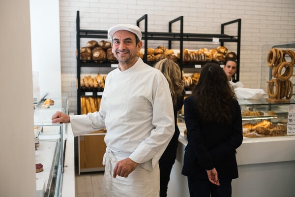 Ο Στέφανος Λιβάνιος πιστεύει ότι το μυστικό του καλού ψωμιού είναι η αγάπη και η σκληρή δουλειά