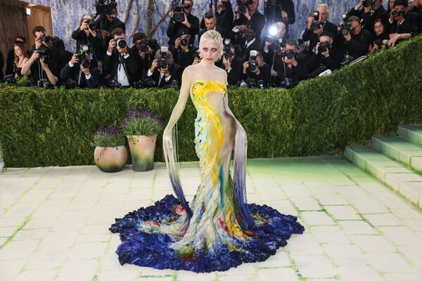 MET GALA ΕΡΓΑ ΤΕΧΝΗΣ ΕΝΔΥΜΑΣΙΑ ΡΟΥΧΑ ΕΡΓΑ ΤΕΧΝΗΣ