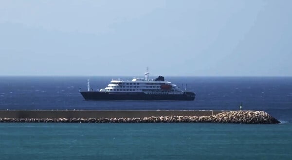 ΧΑΝΤΑΙΟΣ ΚΡΟΥΣΜΑΤΑ ΚΡΟΥΑΖΙΕΡΟΠΛΟΙΟ