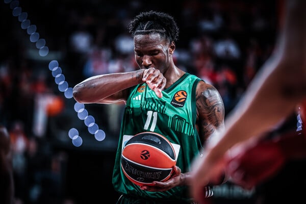 ΠΑΝΑΘΗΝΑΙΚΟΣ ΒΑΛΕΝΘΙΑ EUROLEAGUE ΚΑΝΑΛΙ ΜΠΑΣΚΕΤ