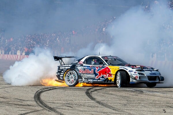 Red Bull Mad Mike Tour: Ο παγκοσμίου φήμης drifter έρχεται στην Ελλάδα για τρία shows