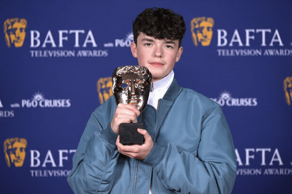 Το Adolescence σάρωσε τα BAFTA και έγινε η τηλεοπτική ιστορία της χρονιάς