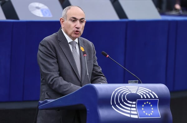 ΑΡΜΕΝΙΑ ΝΙΚΟΛ ΠΑΣΙΝΙΑΝ ΝΑΓΚΟΡΝΟ ΚΑΡΑΜΠΑΧ ΑΖΕΡΜΠΑΪΤΖΑΝ