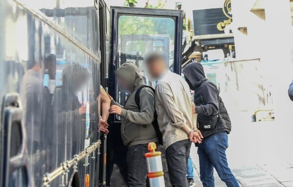 ΤΙΘΟΡΕΑ ΛΗΣΤΕΙΑ ΠΟΙΝΙΚΗ ΔΙΩΞΗ