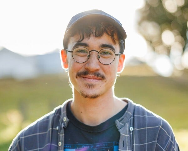Η Lee Lai έγινε το πρώτο non-binary πρόσωπο που κερδίζει το Stella Prize
