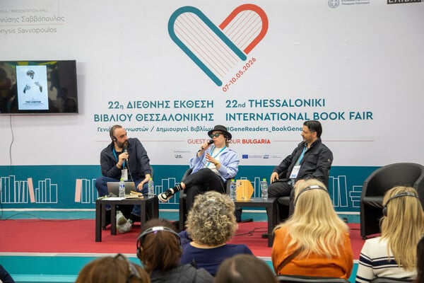 ΕΠΕΞ 22η ΔΕΒΘ: Εμφανώς βελτιωμένη, σε τροχιά σύνδεσης με τις νέες τάσεις αλλά χωρίς συγγραφείς-σταρ