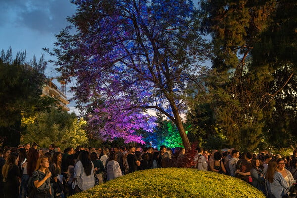 Sunrise: A Song of Two Humans.  Ένα κινηματογραφικό έπος, μια ζωντανή πιανιστική εμπειρία.