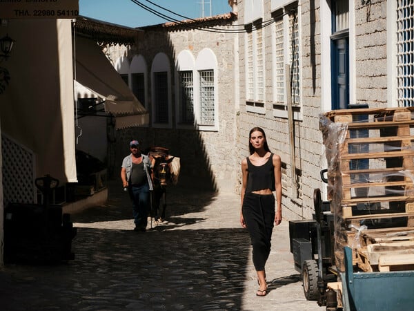 Νέα Dirty Laundry SS26 συλλογή εμπνευσμένη από την ελληνική καλοκαιρινή εμπειρία