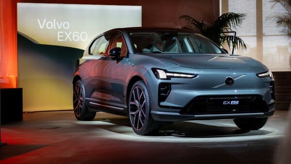 Το νέο Volvo EX60 γράφει ήδη τη δική του ιστορία