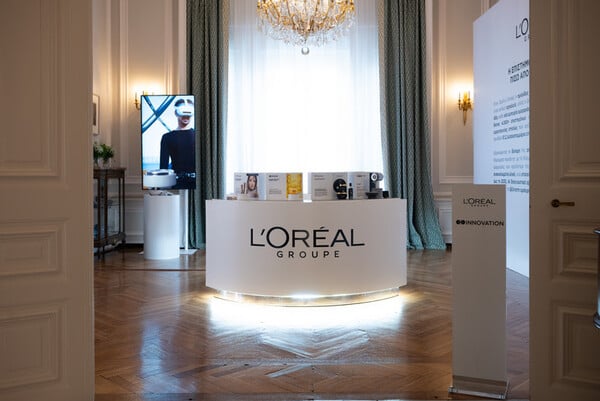 L’Oréal Hellas: Μια εκδήλωση για την ομορφιά και την καινοτομία στη Γαλλική Πρεσβεία