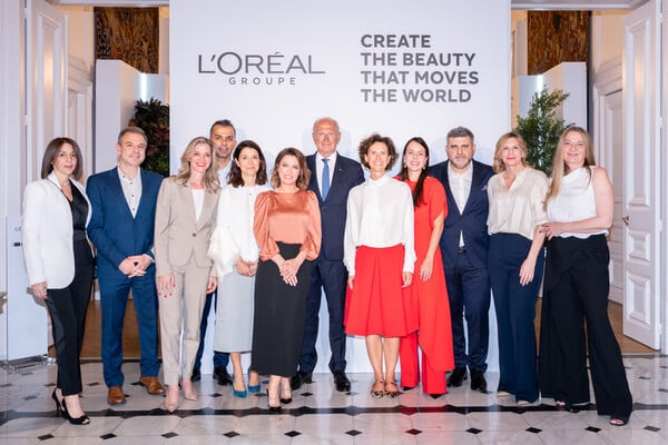 L’Oréal Hellas: Μια εκδήλωση για την ομορφιά και την καινοτομία στη Γαλλική Πρεσβεία