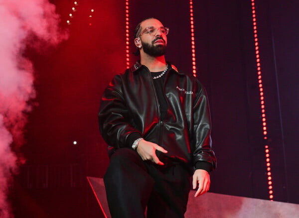 DRAKE ΑΛΜΠΟΥΜ