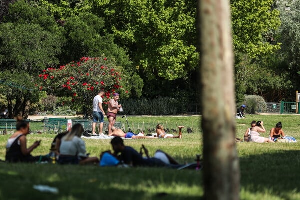 ΕΥΡΩΠΗ ΖΕΣΤΗ ΥΨΗΛΕΣ ΘΕΡΜΟΚΡΑΣΙΕΣ