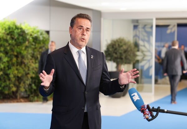 ΠΑΠΑΣΤΑΥΡΟΥ ΤΡΑΜΠ ΕΝΕΡΓΕΙΑ
