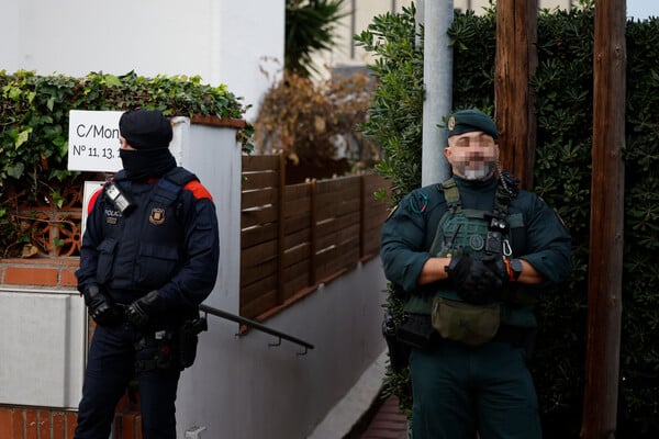 ΙΣΠΑΝΙΑ ΠΥΡΟΒΟΛΙΣΜΟΙ ΑΛΜΕΡΙΑ ΝΕΚΡΟΙ