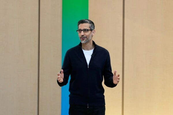 Η Google θέλει να βάλει έναν AI βοηθό σε κάθε μικρή στιγμή της ημέρας σου