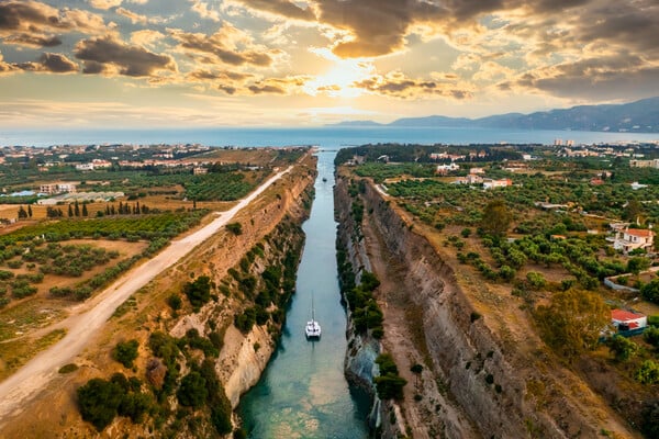 48 ώρες στην Κόρινθο