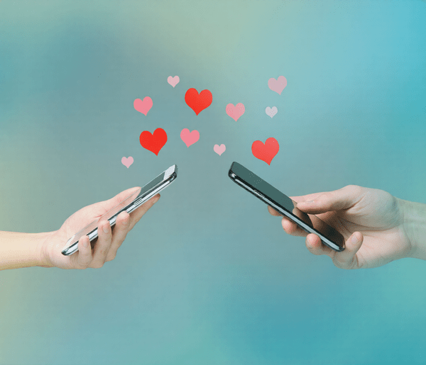 Το FaceTime είδε γυμνό και πάγωσε τη στιγμή για ζευγάρια από απόσταση